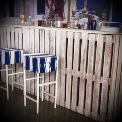 Bar Pallet (White) Rustic