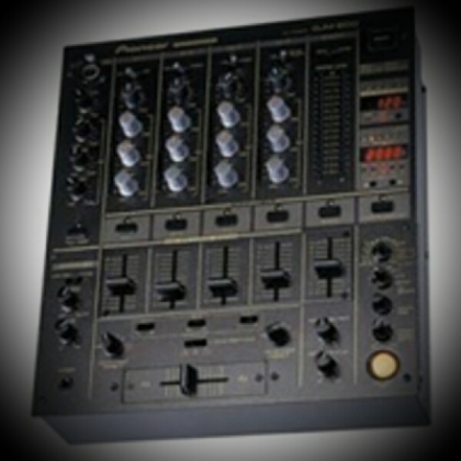 Pioneer DJM 600