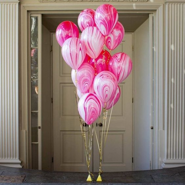 12 Marble Balloon Composition